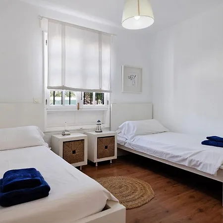 Puerto Chico 6 Apartment *