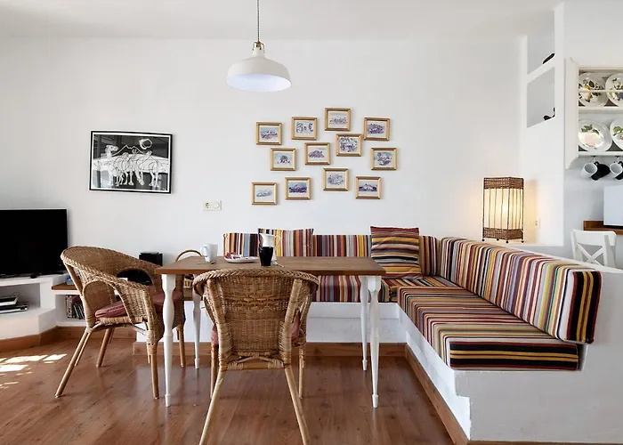 Puerto Chico 6 بلايا بلانكا